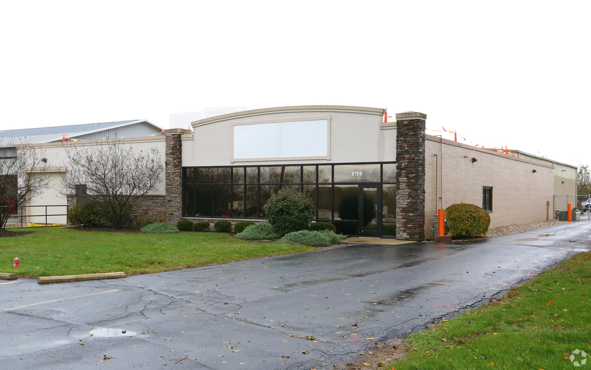 8709 Pyott Rd, Lake In The Hills, IL for Rent