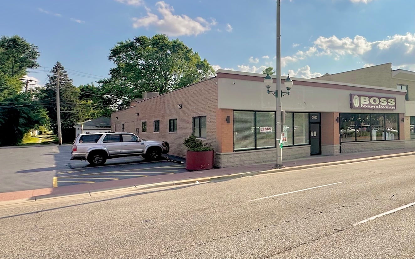 3919-3925 W 95th St, Evergreen Park, IL for Rent