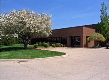 44468 Reynolds Dr, Clinton Township, MI for Sale