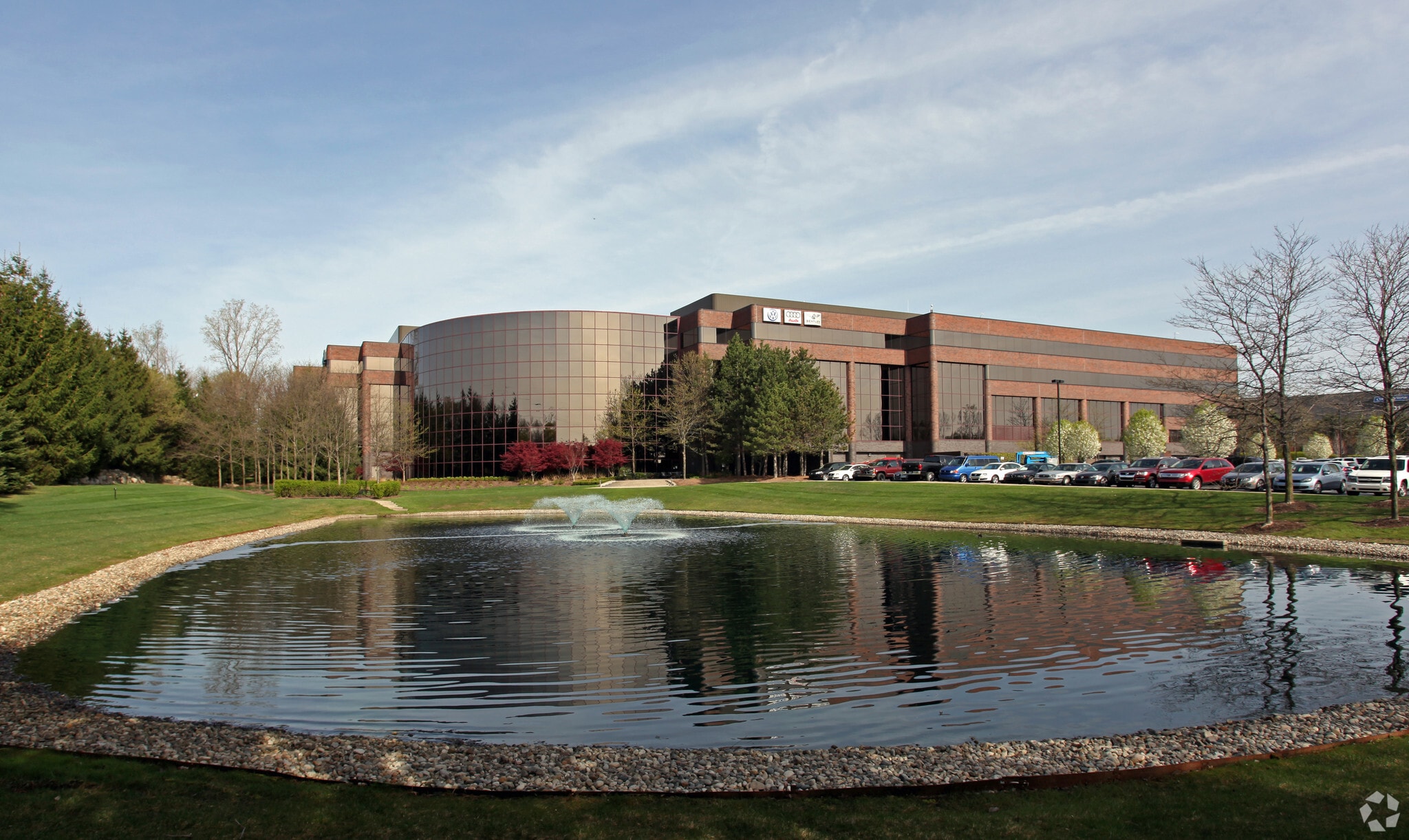 3800 Hamlin Rd, Auburn Hills, MI for Sale