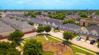 Houston, TX Apartments - 9800 S Kirkwood Rd