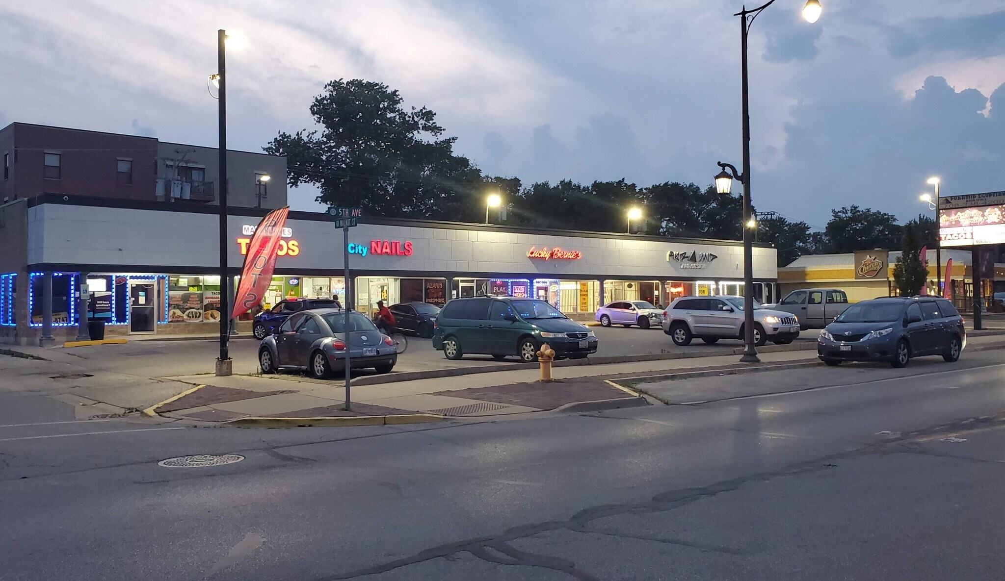 600-698 S 5th, Maywood, IL for Rent