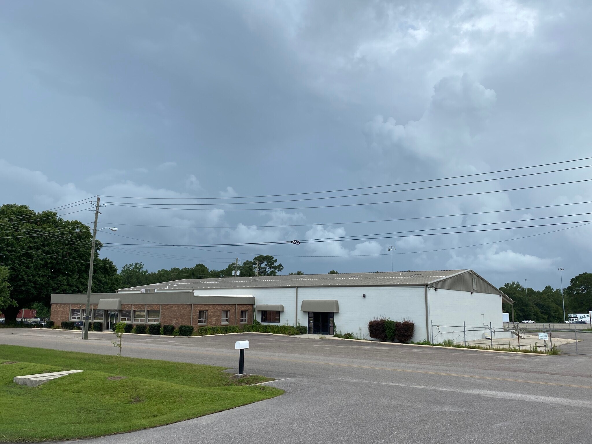 5365 Willis Rd, Theodore, AL for Rent