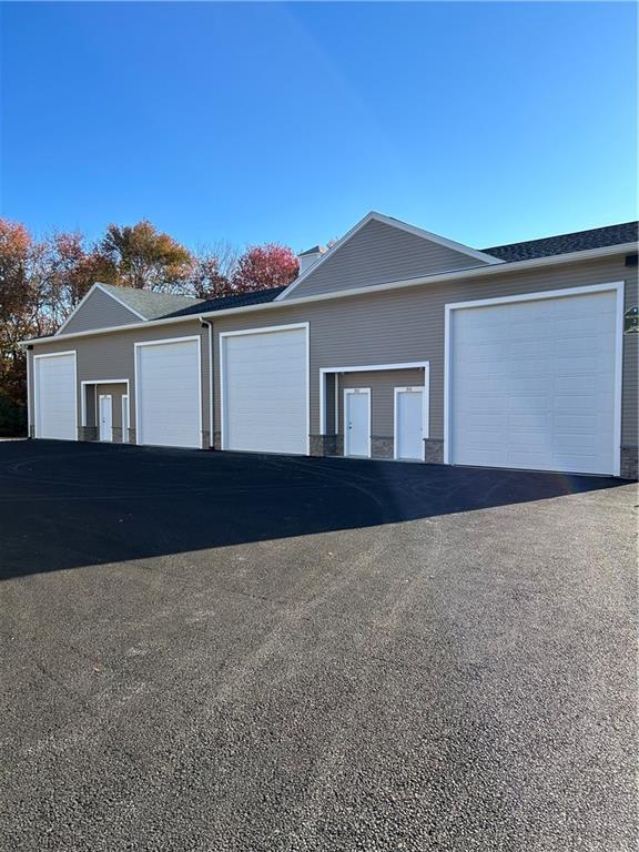 597 South County Trl, Exeter, RI for Rent