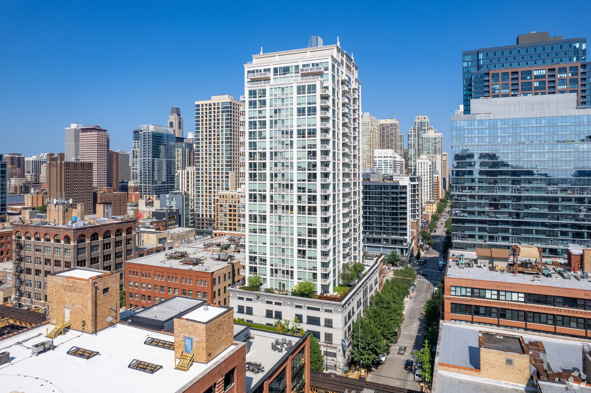 222 W Erie St, Chicago, IL for Sale