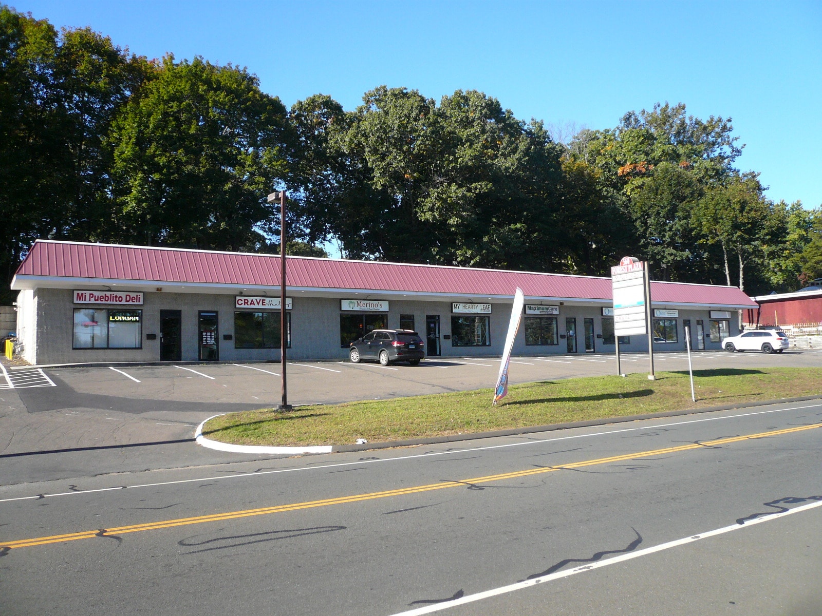 560 Forest Rd, West Haven, CT for Rent