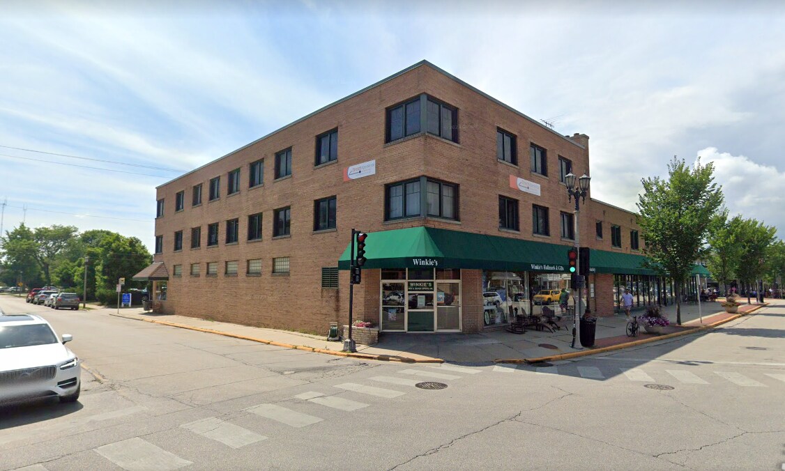 601-629 E Silver Spring Dr, Whitefish Bay, WI for Rent