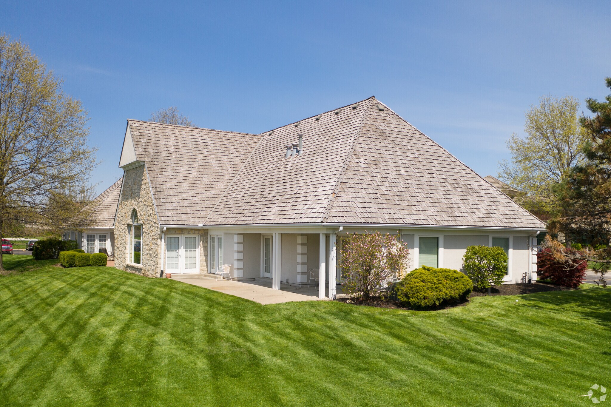 6801 W 121st St, Overland Park, KS for Rent