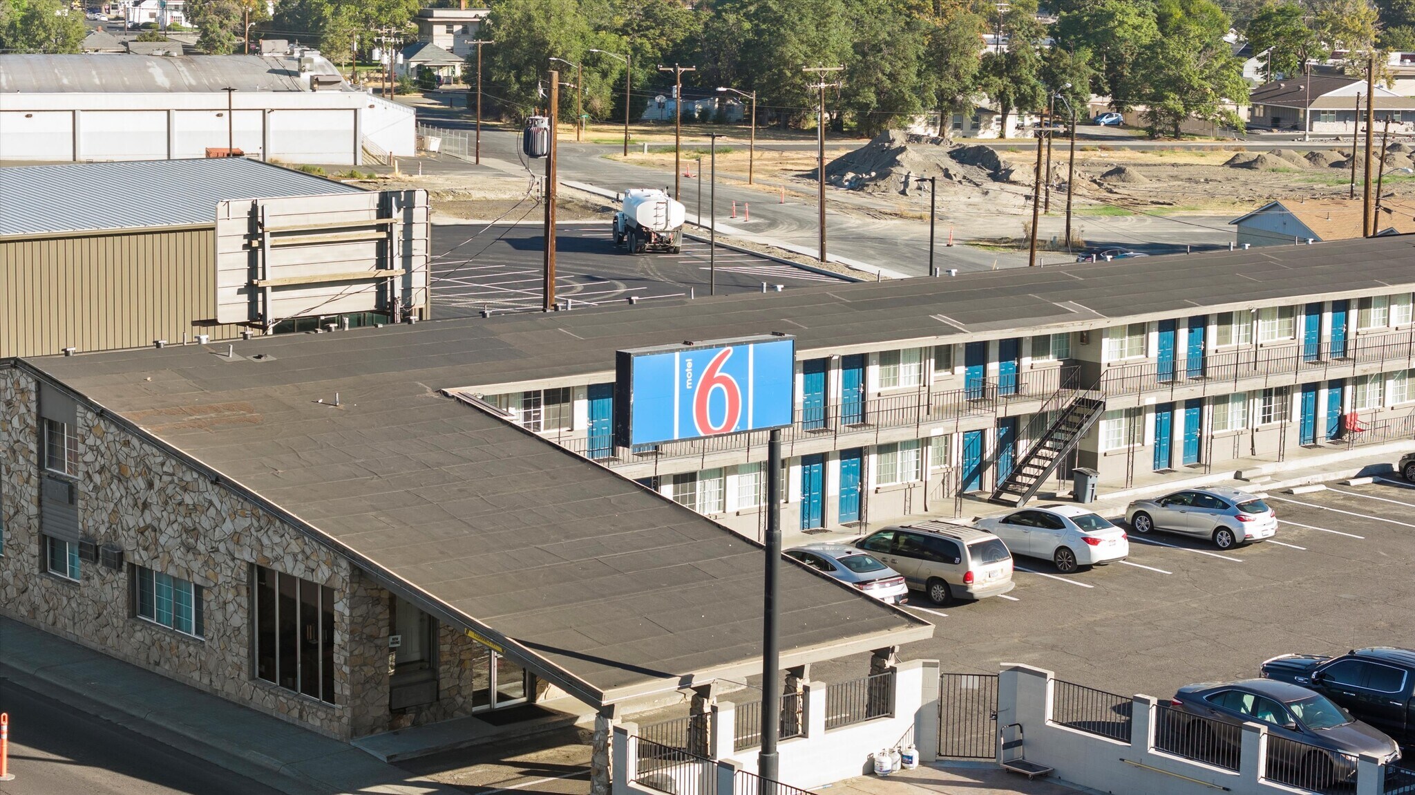 635 S Highway 395, Hermiston, OR for Sale