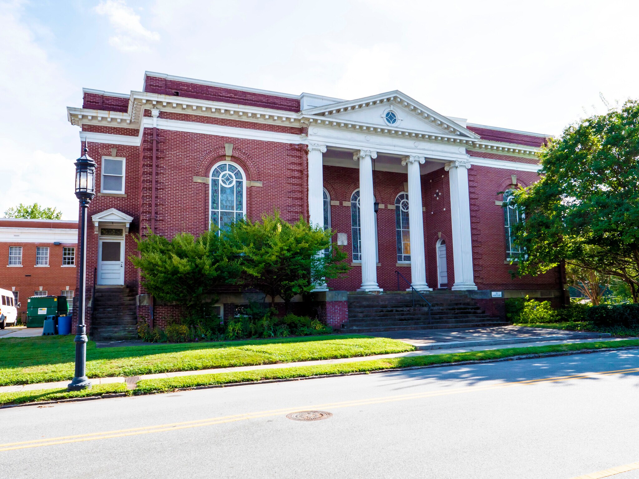 501 S Mendenhall St, Greensboro, NC for Sale