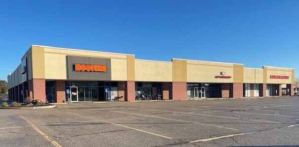 301-337 Market Pl, Fairview Heights, IL for Rent