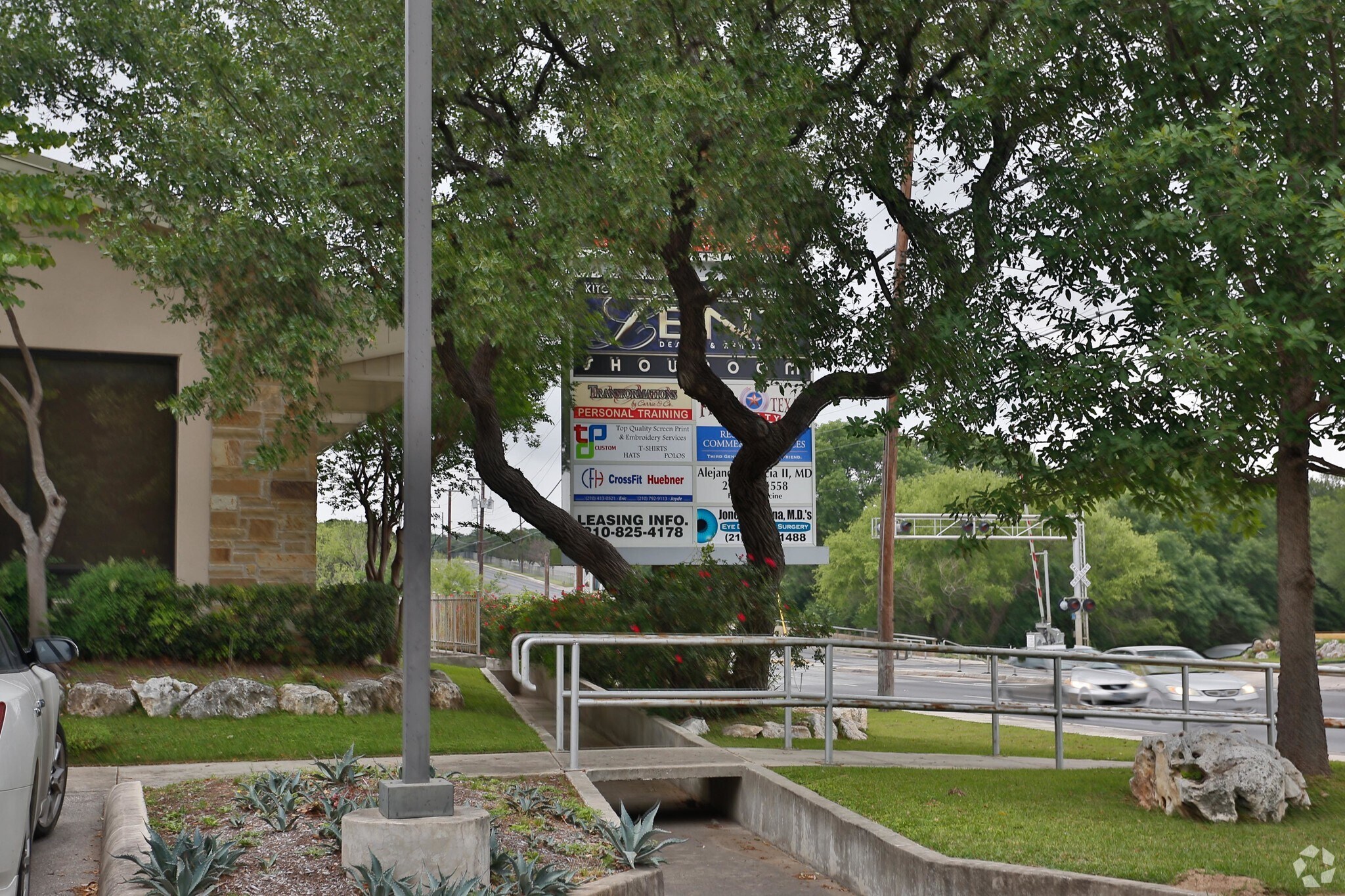 12227 Huebner Rd, San Antonio, TX for Rent