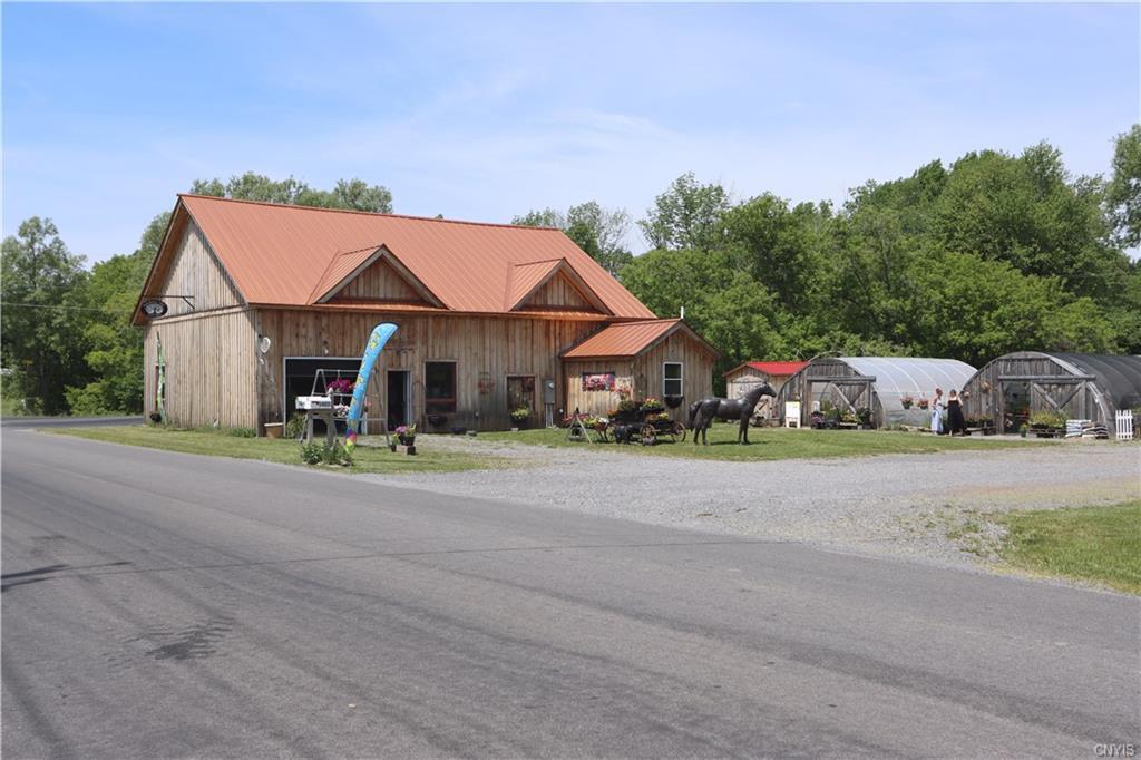 14211 Dodge Ave, Sackets Harbor, NY for Sale