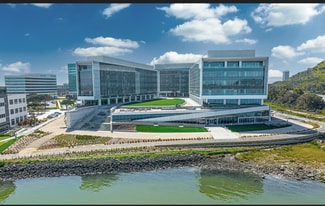 Brisbane, CA Flex - 3000 Marina Blvd