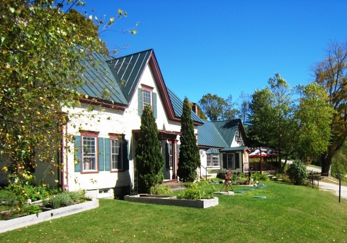 52 Upper Rd, Bridgewater Corners, VT for Sale