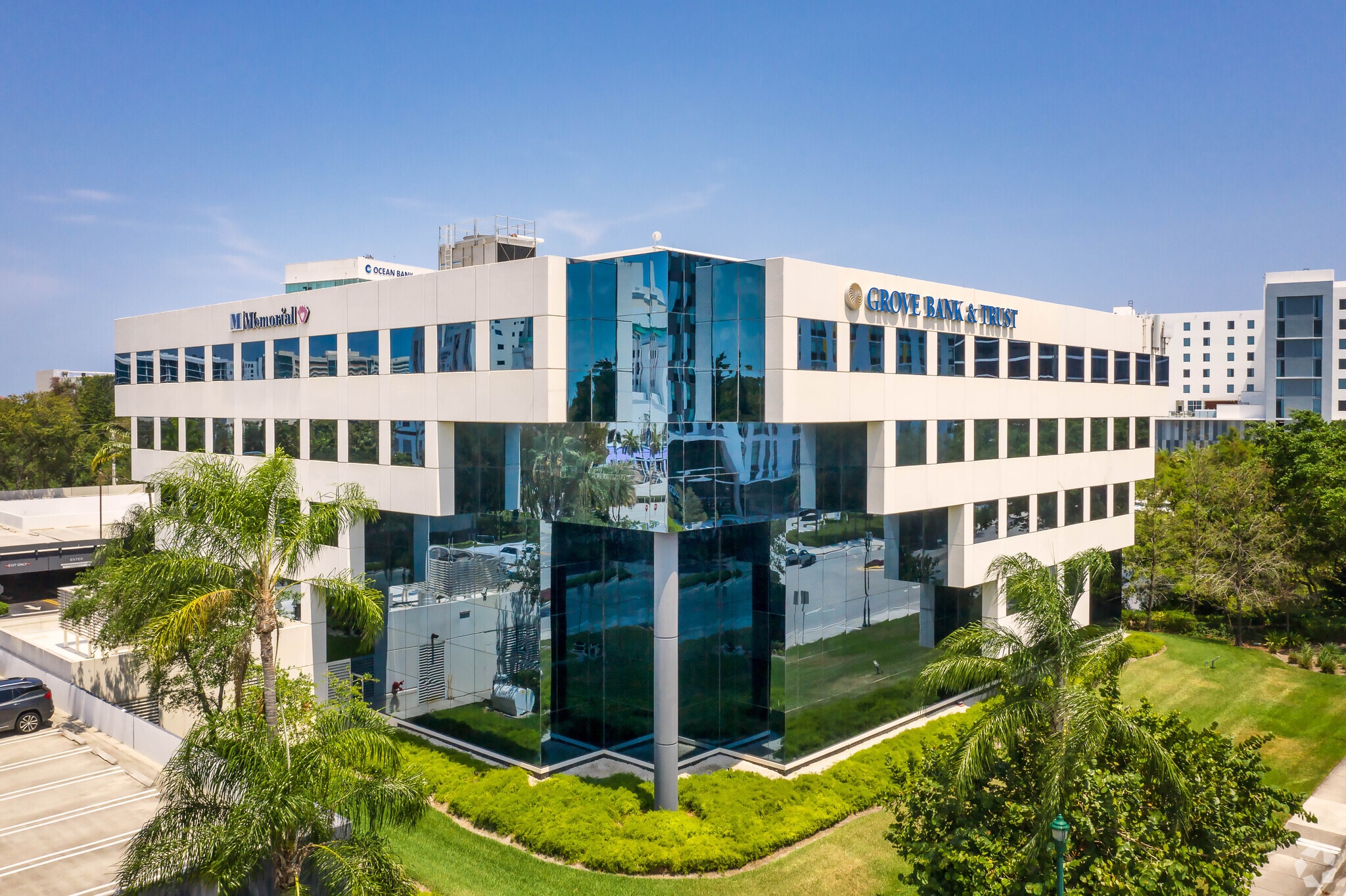 20801 Biscayne Blvd, Aventura, FL for Rent