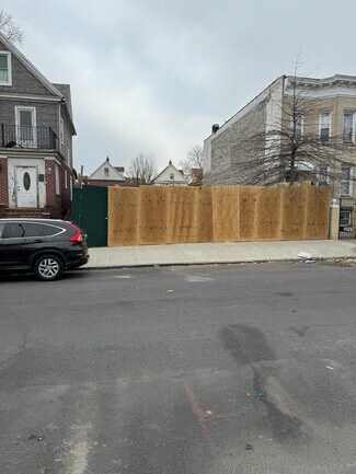 Brooklyn, NY Commercial Land - 274 E 32nd St Brooklyn, NY Commercial Land - 274 E 32nd St