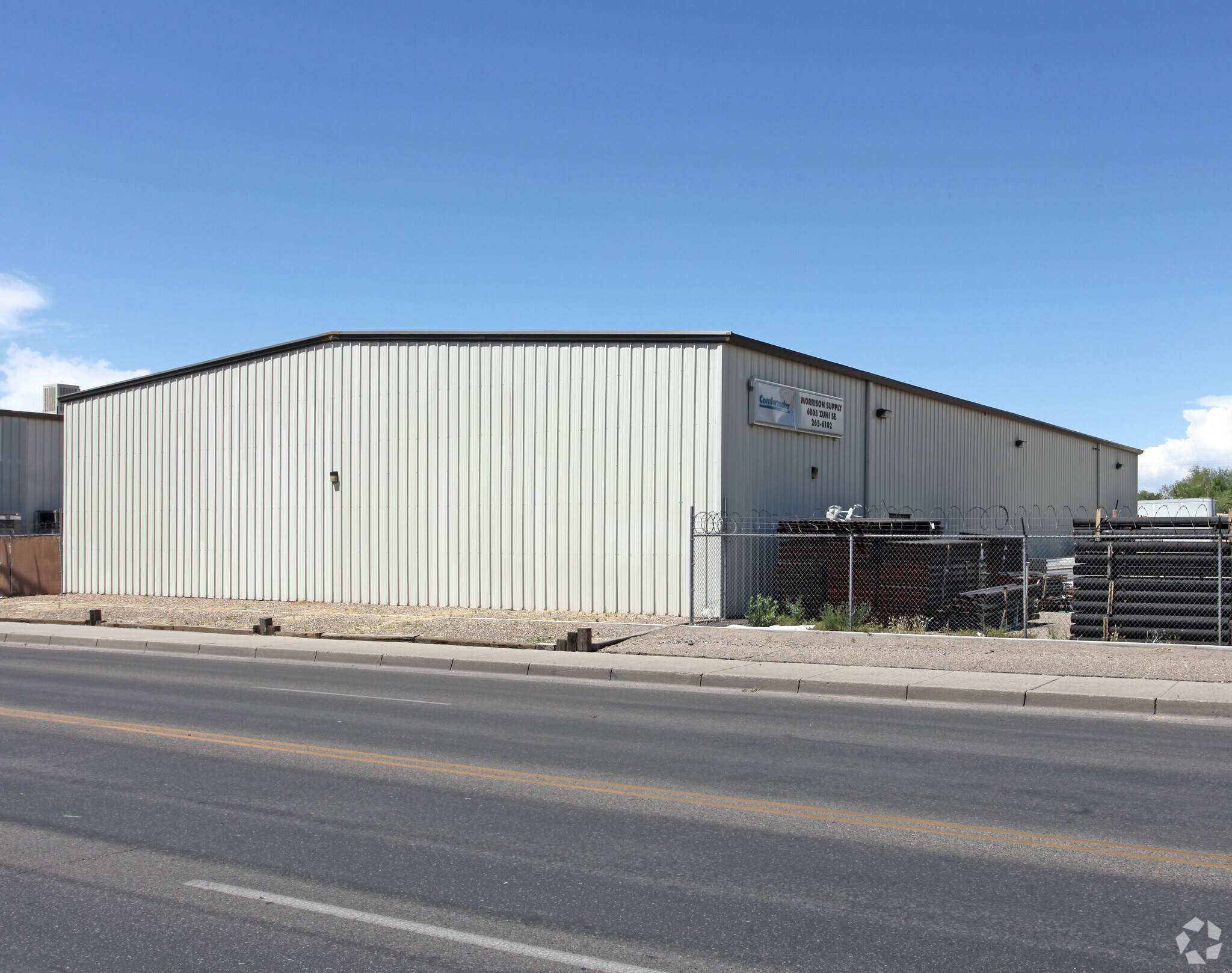 6825 Zuni St SE, Albuquerque, NM for Rent