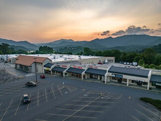 Waynesville, NC Retail - 177-297 Paragon Pky
