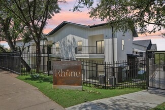 Austin, TX Apartments - 2450 Wickersham Ln