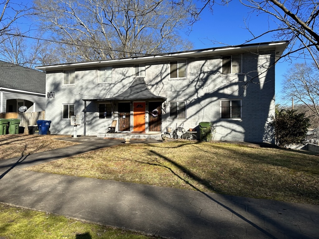 516 SW Holderness St, Atlanta, GA for Sale