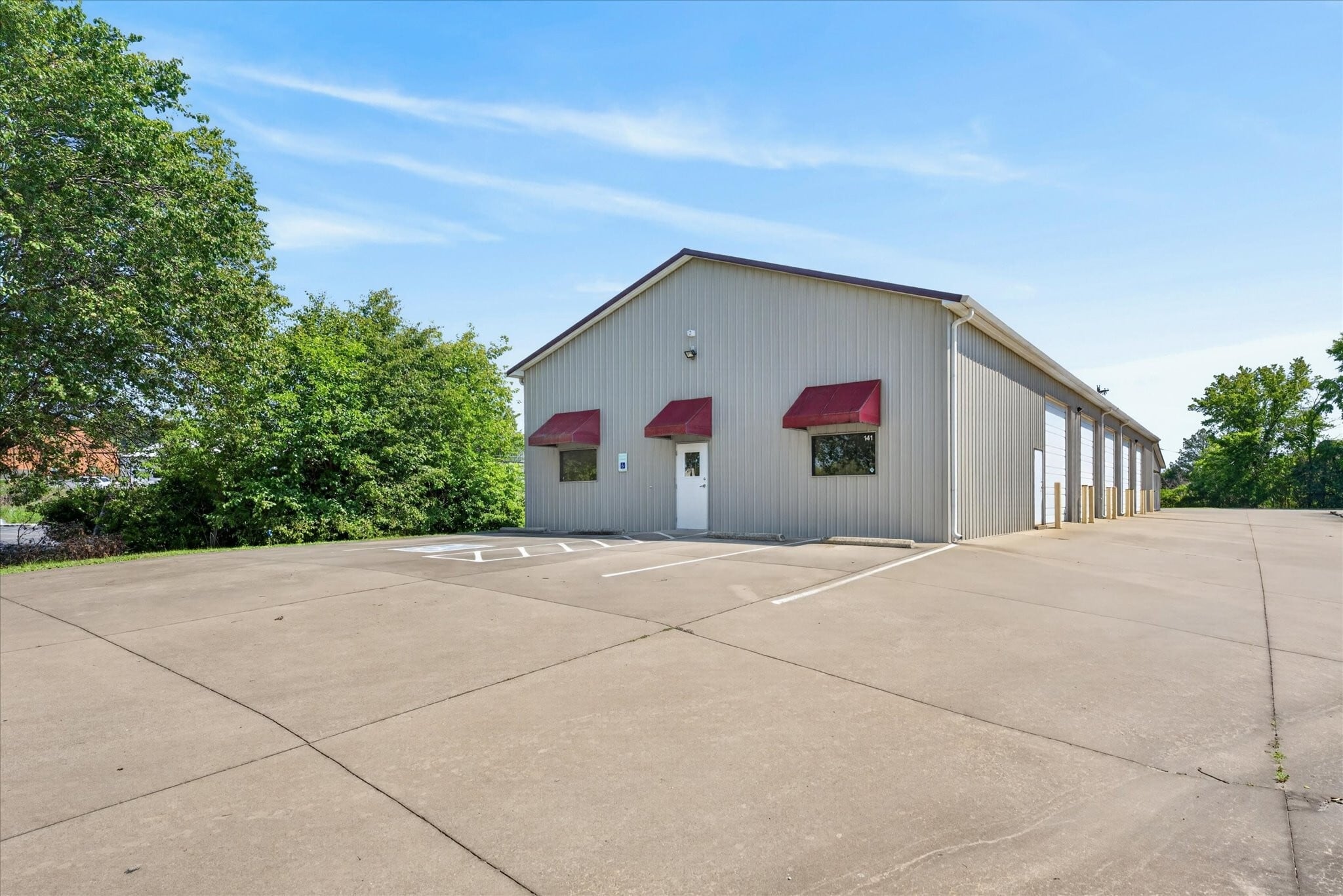 141 Corporate Dr, Clarksville, TN for Rent