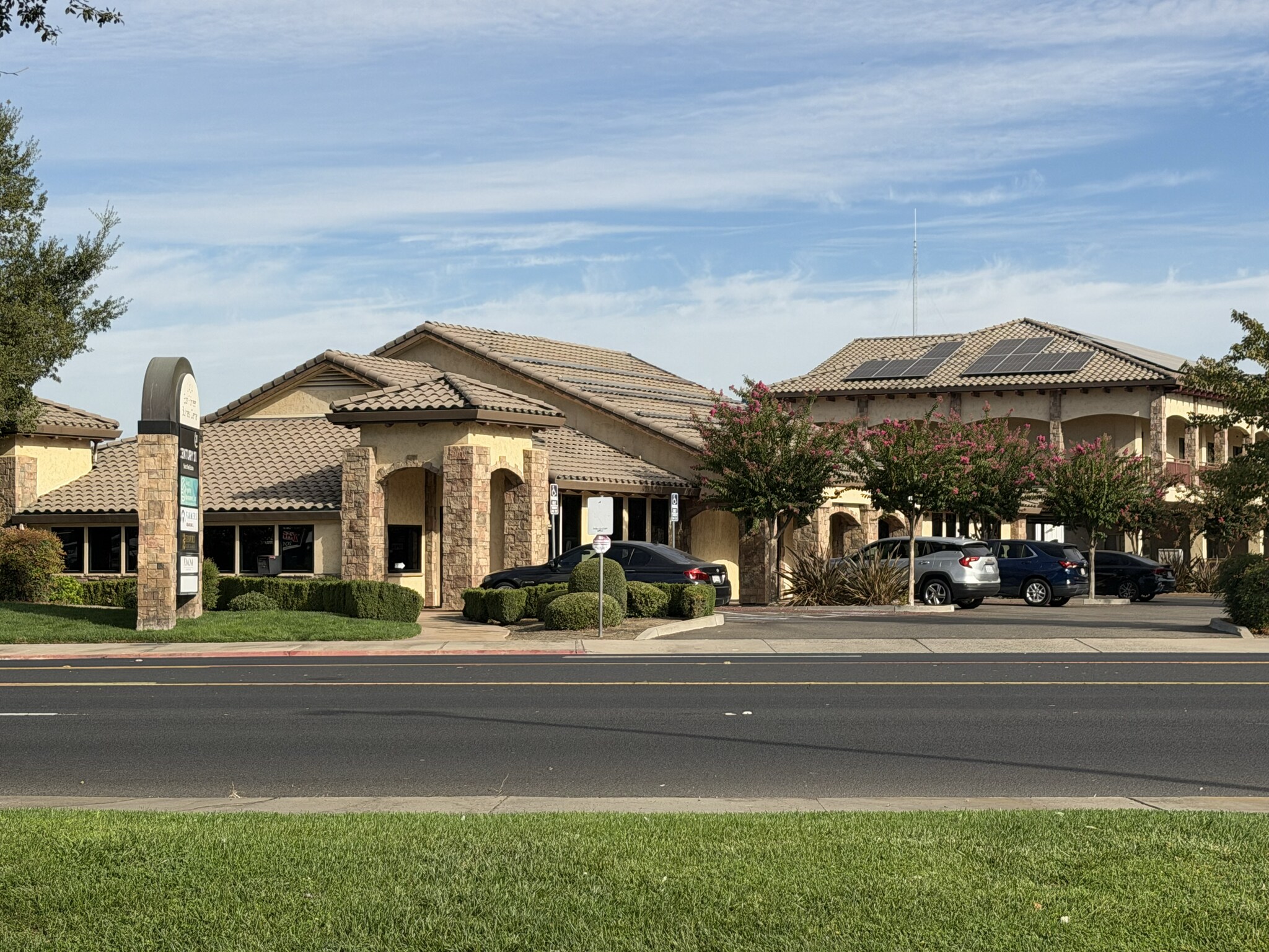 1414 E F St, Oakdale, CA for Sale
