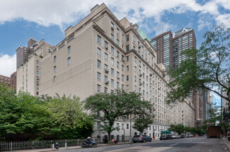 New York, NY Apartments - 332-350 W 57th St