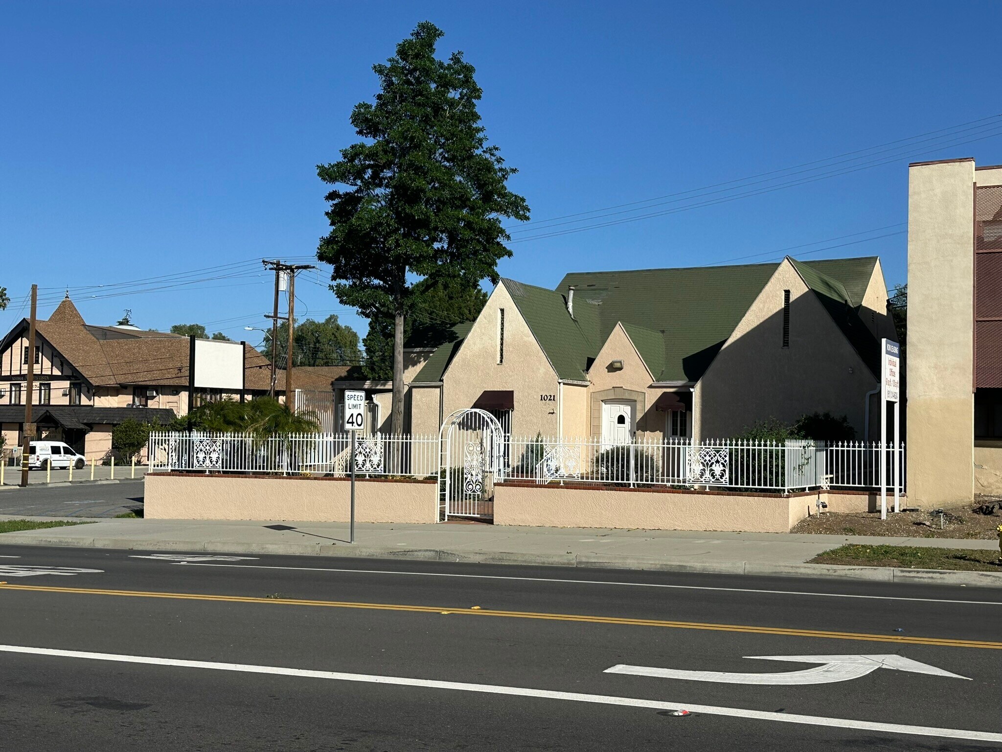 1021 S Main St, Corona, CA for Sale