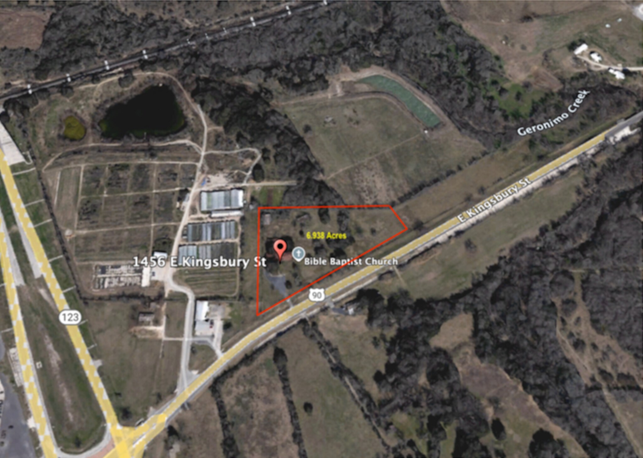 1456 E Kingsbury St, Seguin, TX for Sale