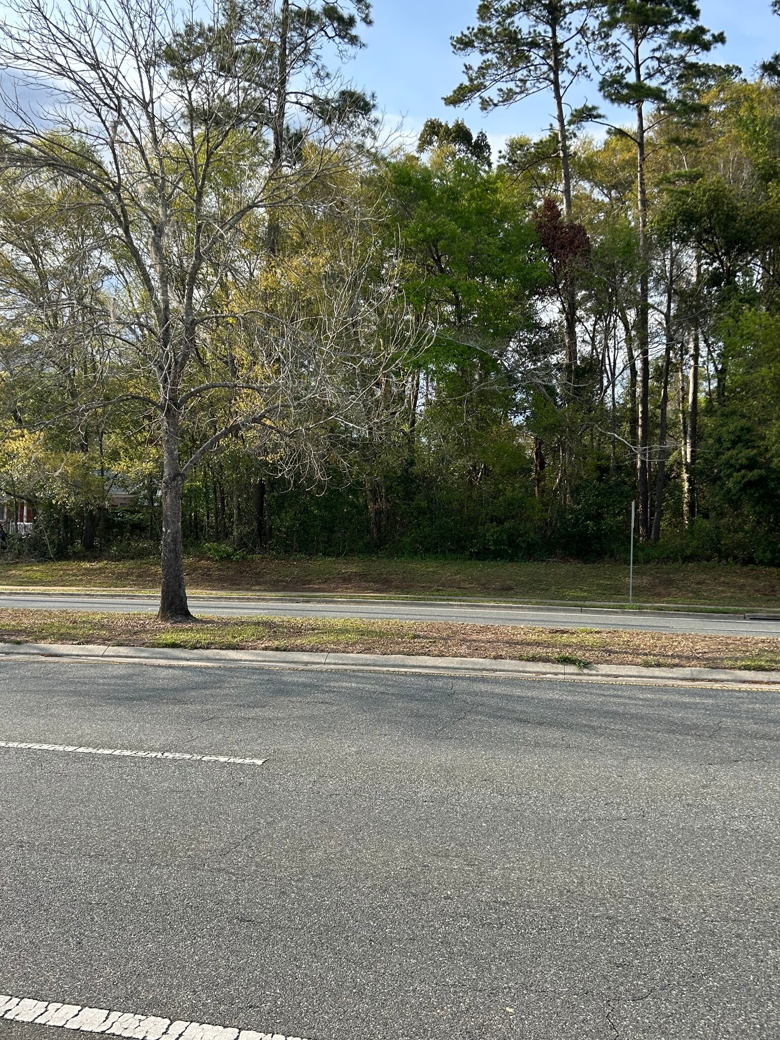 1916 Miccosukee Rd, Tallahassee, FL for Sale