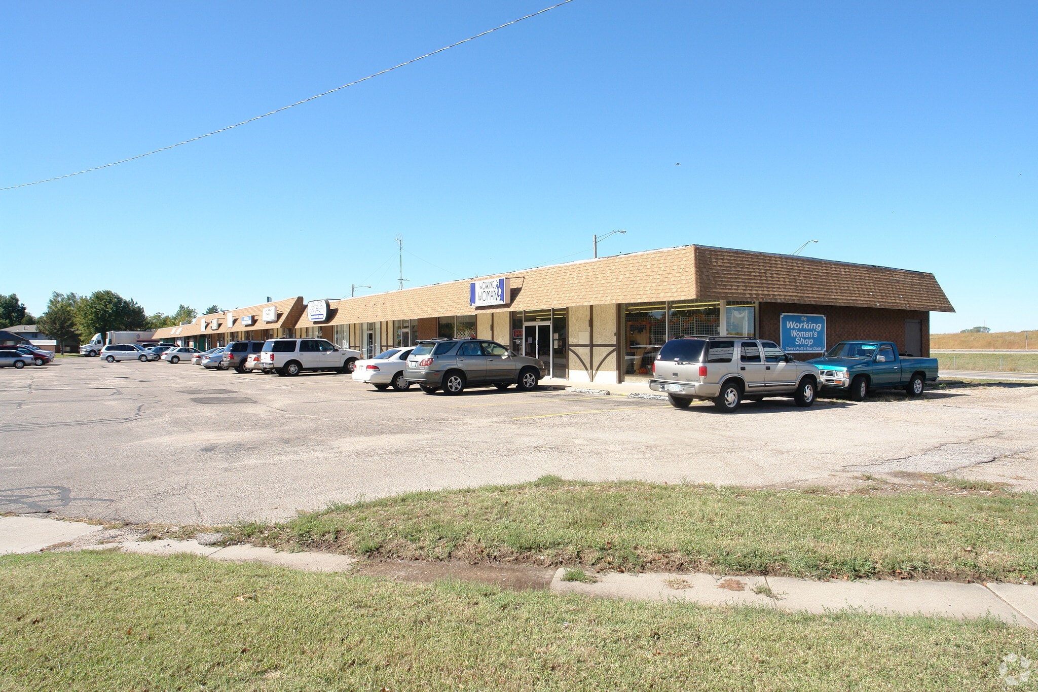 2059-2061 N West St, Wichita, KS for Rent