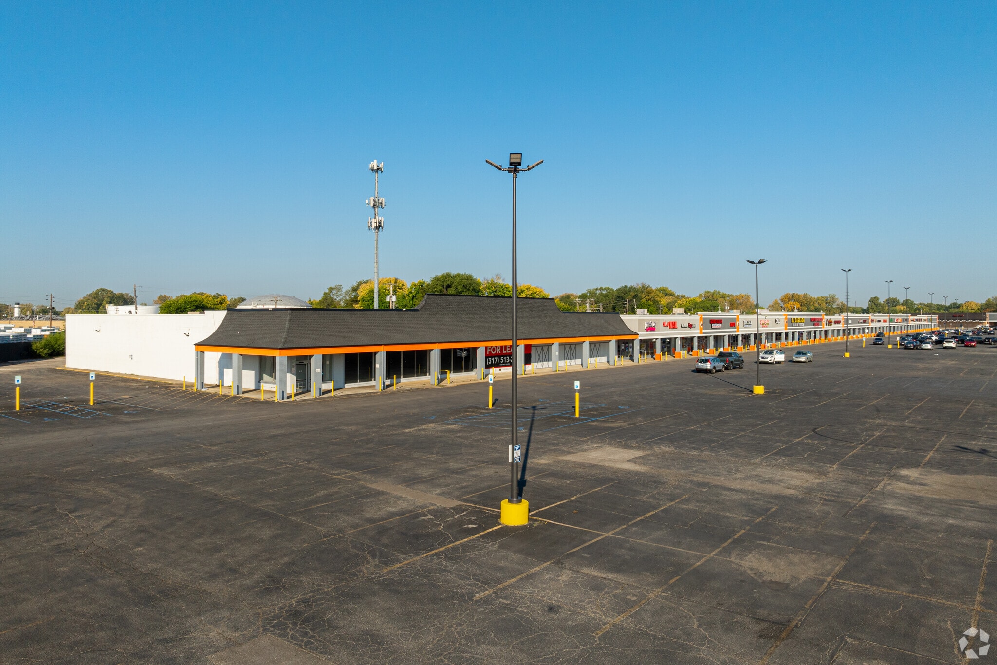 2802 N Lafayette Rd, Indianapolis, IN for Rent