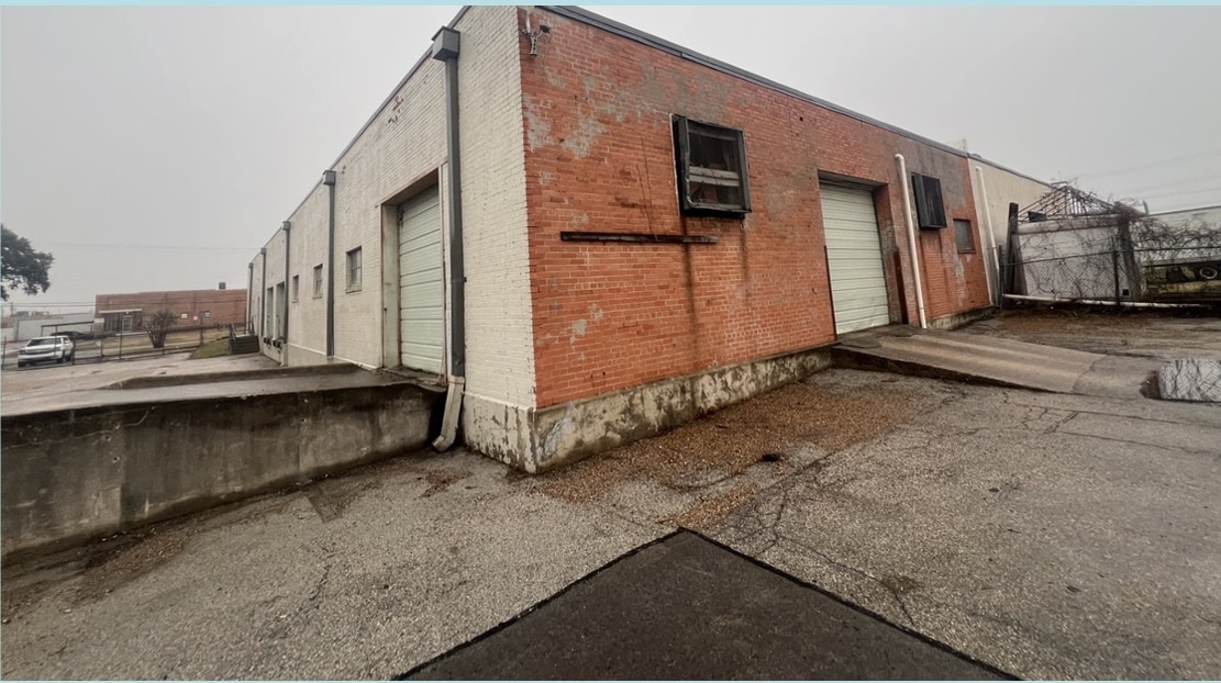 9200 Sovereign Row, Dallas, TX for Rent