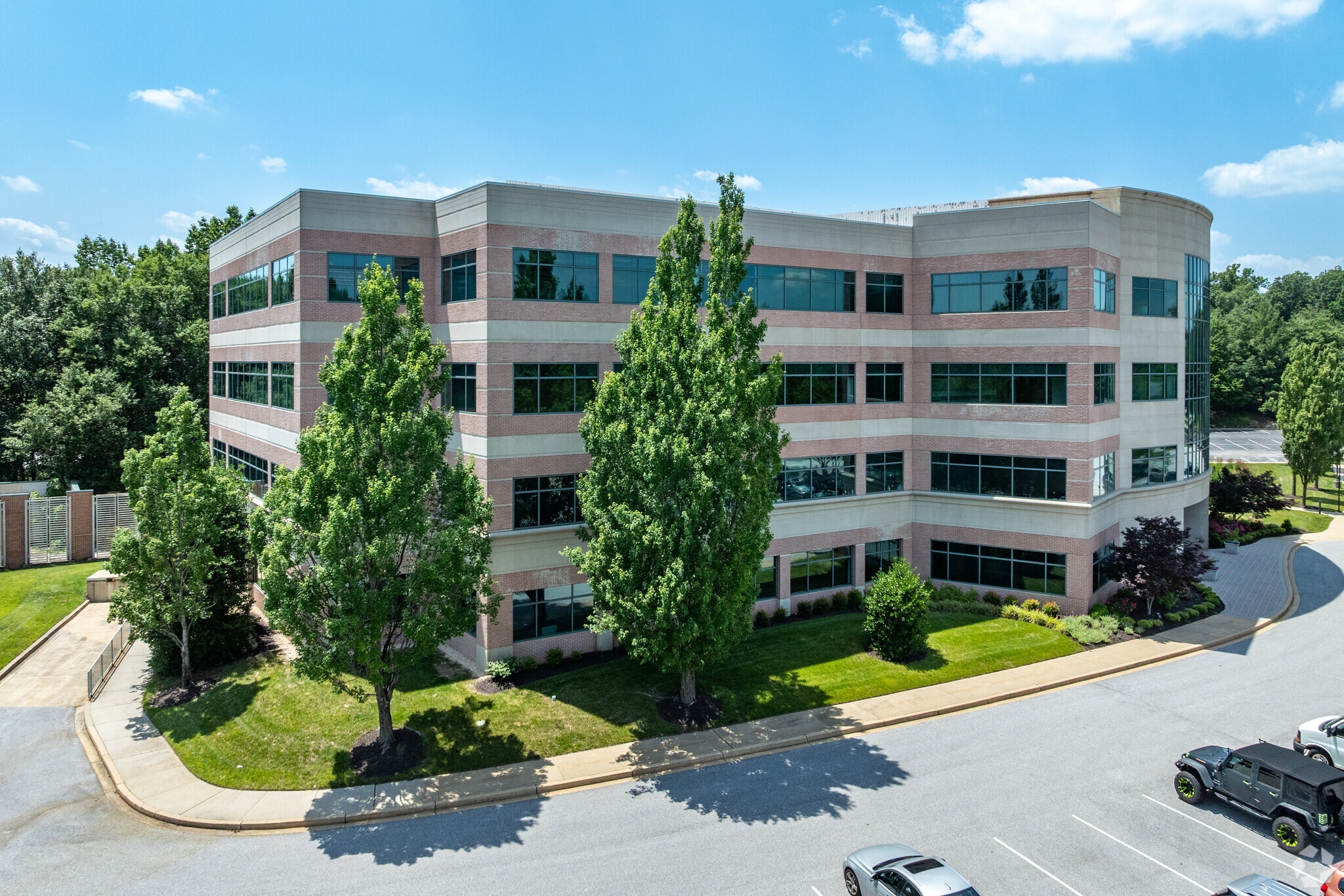 6940 Columbia Gateway Dr, Columbia, MD for Rent