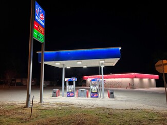 Newkirk, OK Service Station - 524 S Main St