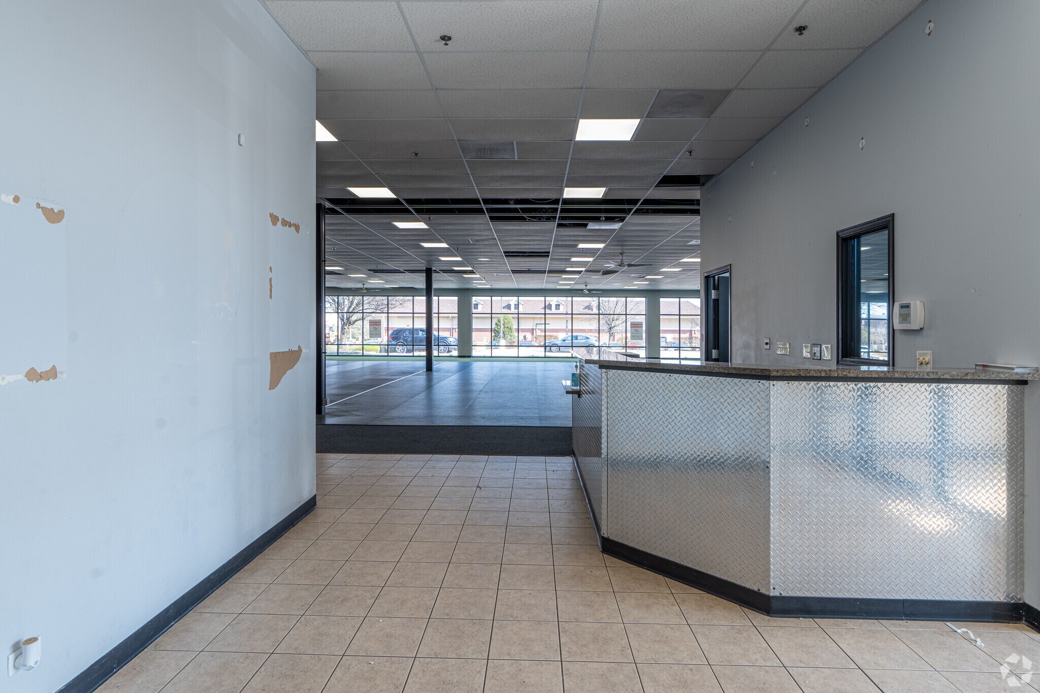 2351-2499 Lincoln Hwy, New Lenox, IL for Rent