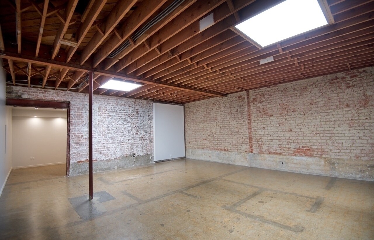 8740 S Sepulveda Blvd, Los Angeles, CA for Rent