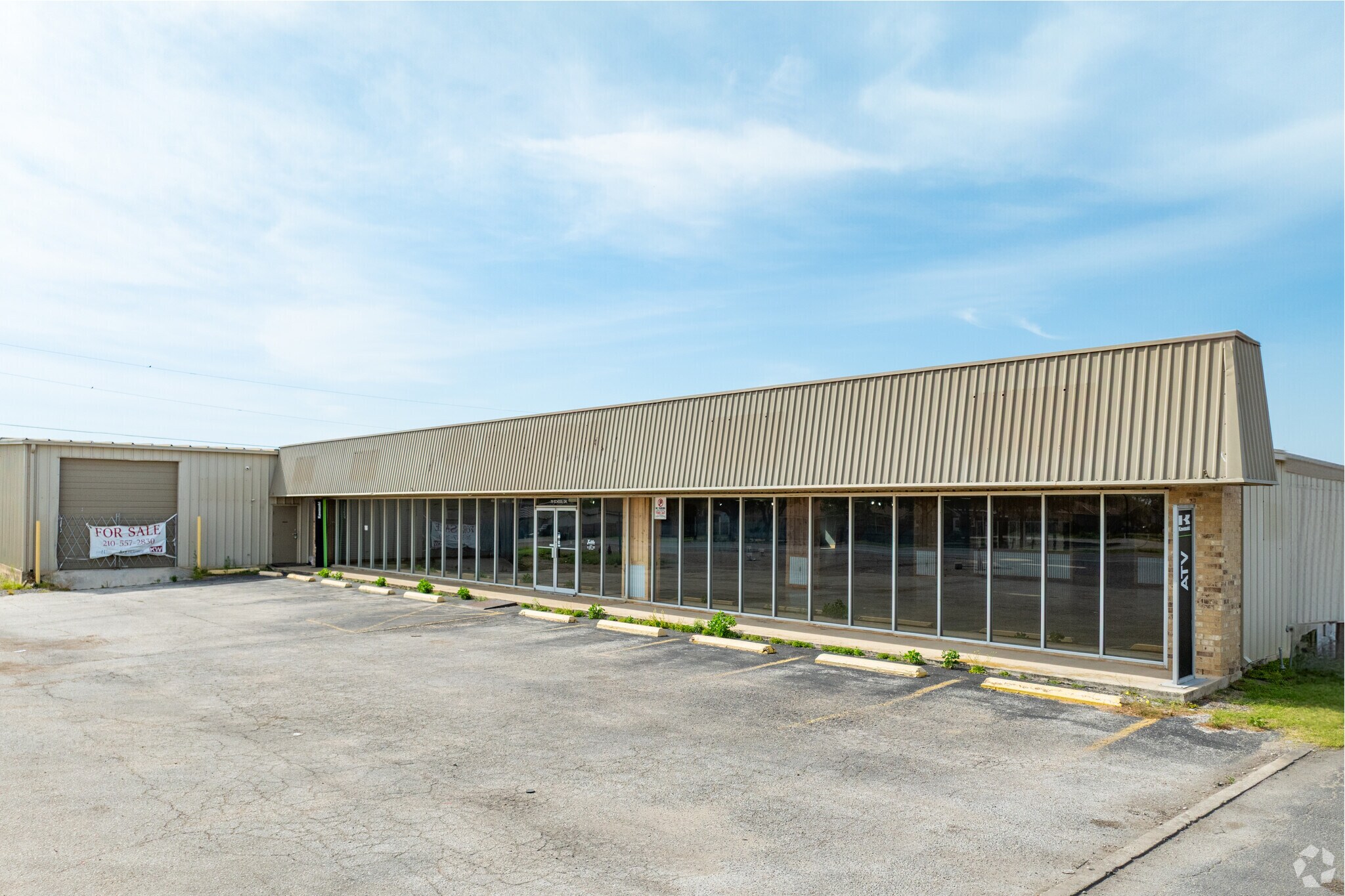 75 School Dr, Poteet, TX for Sale