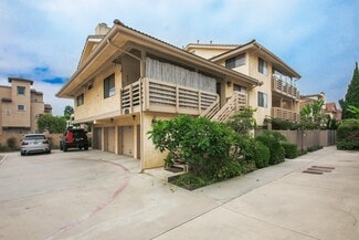 Huntington Beach, CA Apartments - 16805 Roosevelt Ln