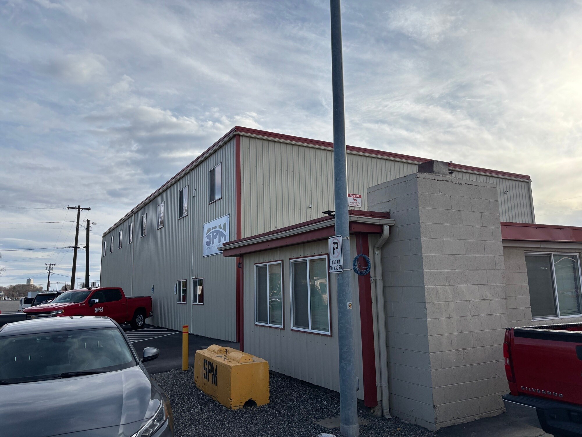723 W Deschutes Ave, Kennewick, WA for Sale