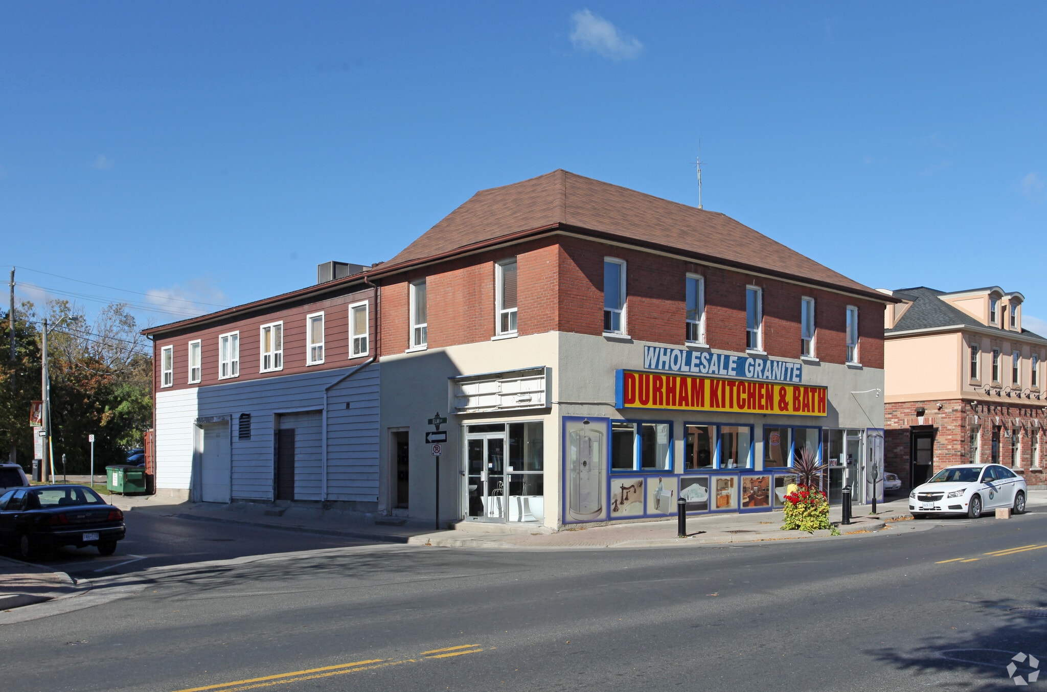 124 Brock St N, Whitby, ON for Rent