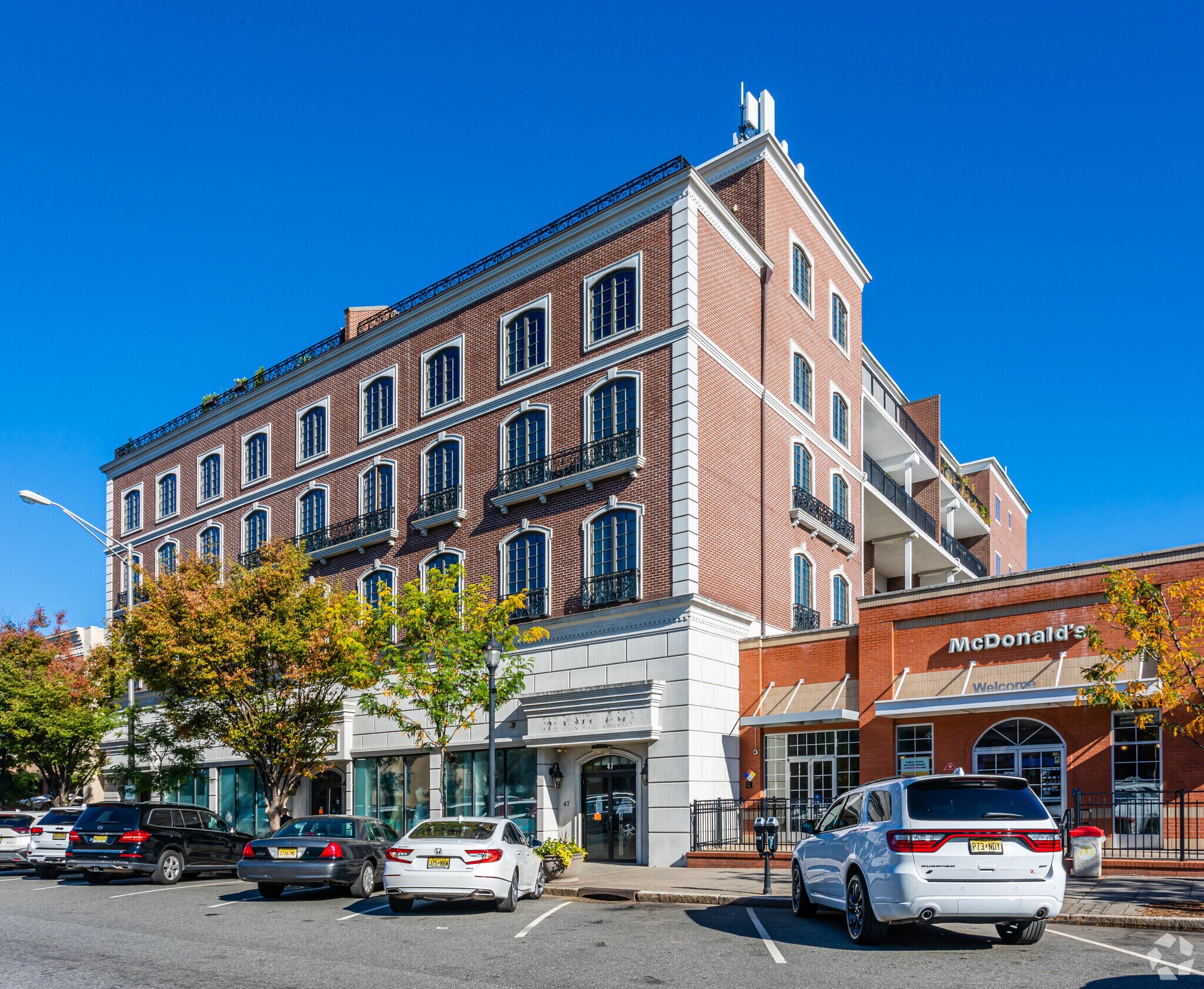 47 W Palisade Ave Englewood, NJ 07631 Retail Property for Lease on