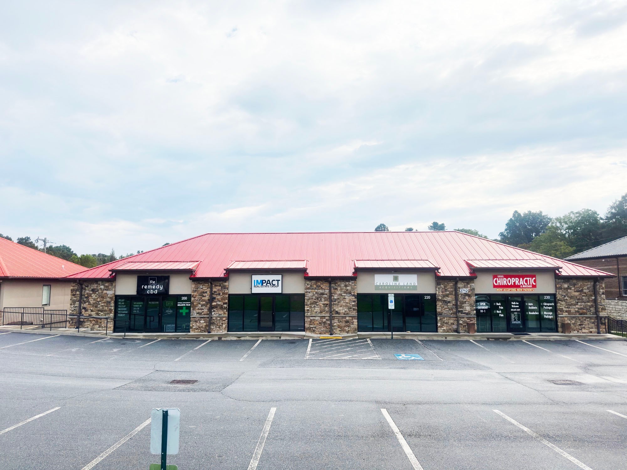 2712 Hendersonville Rd, Fletcher, NC for Rent