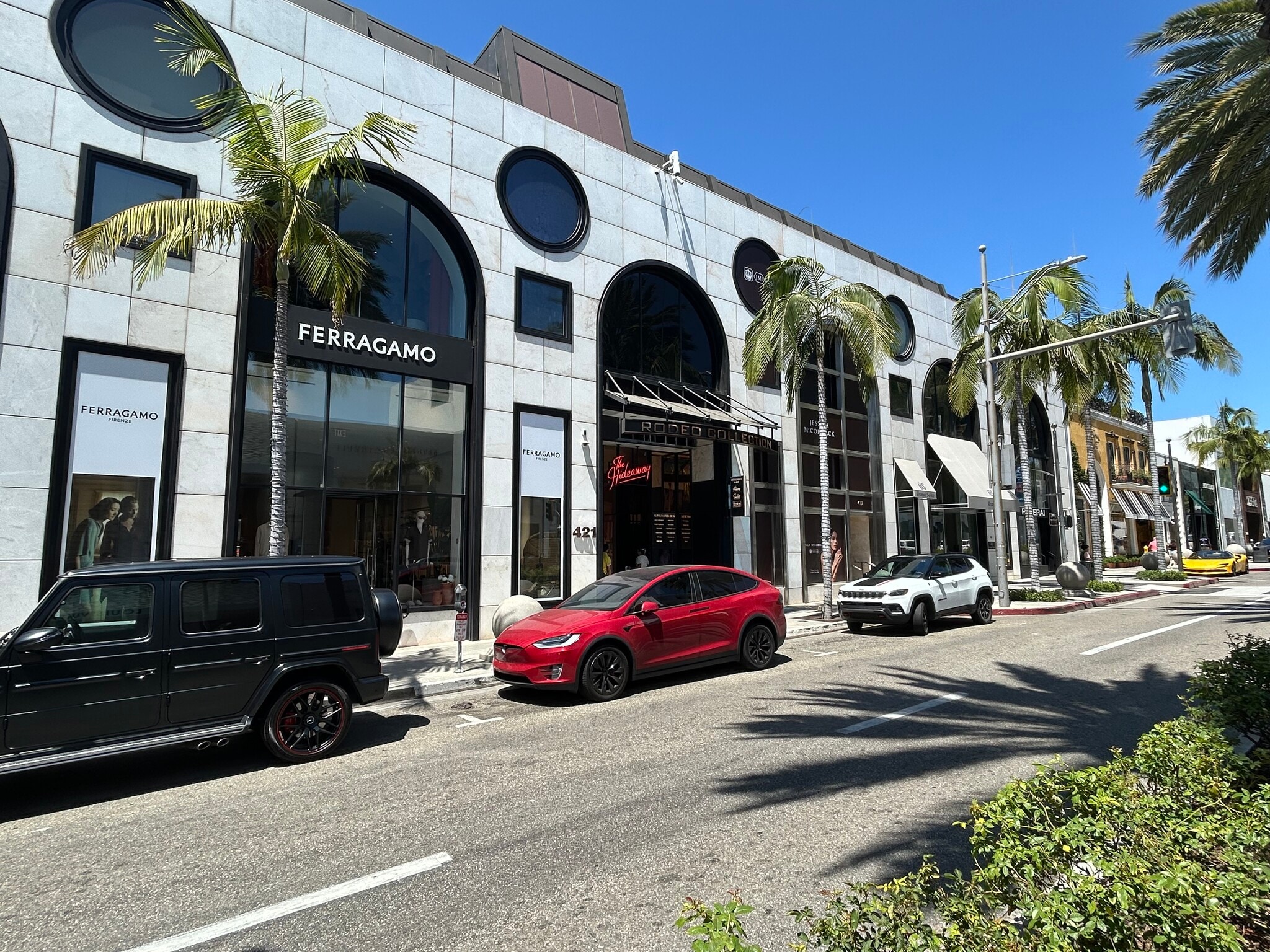 421 N Rodeo Dr, Beverly Hills, CA for Rent