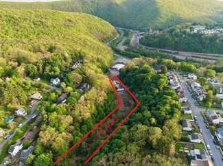 Jim Thorpe, PA Industrial - 123 Laurel St