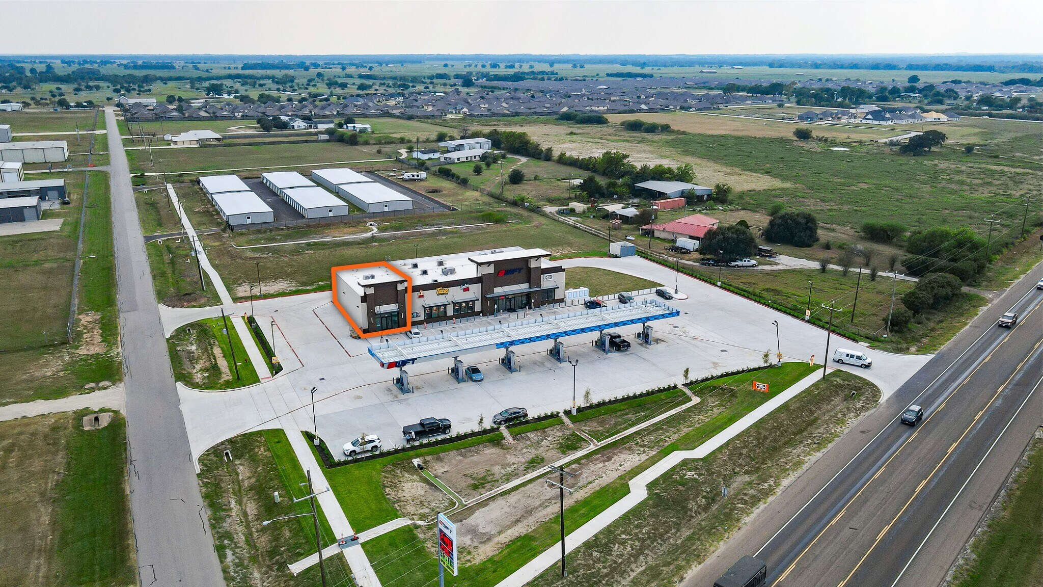2643 TX-105, Navasota, TX for Rent