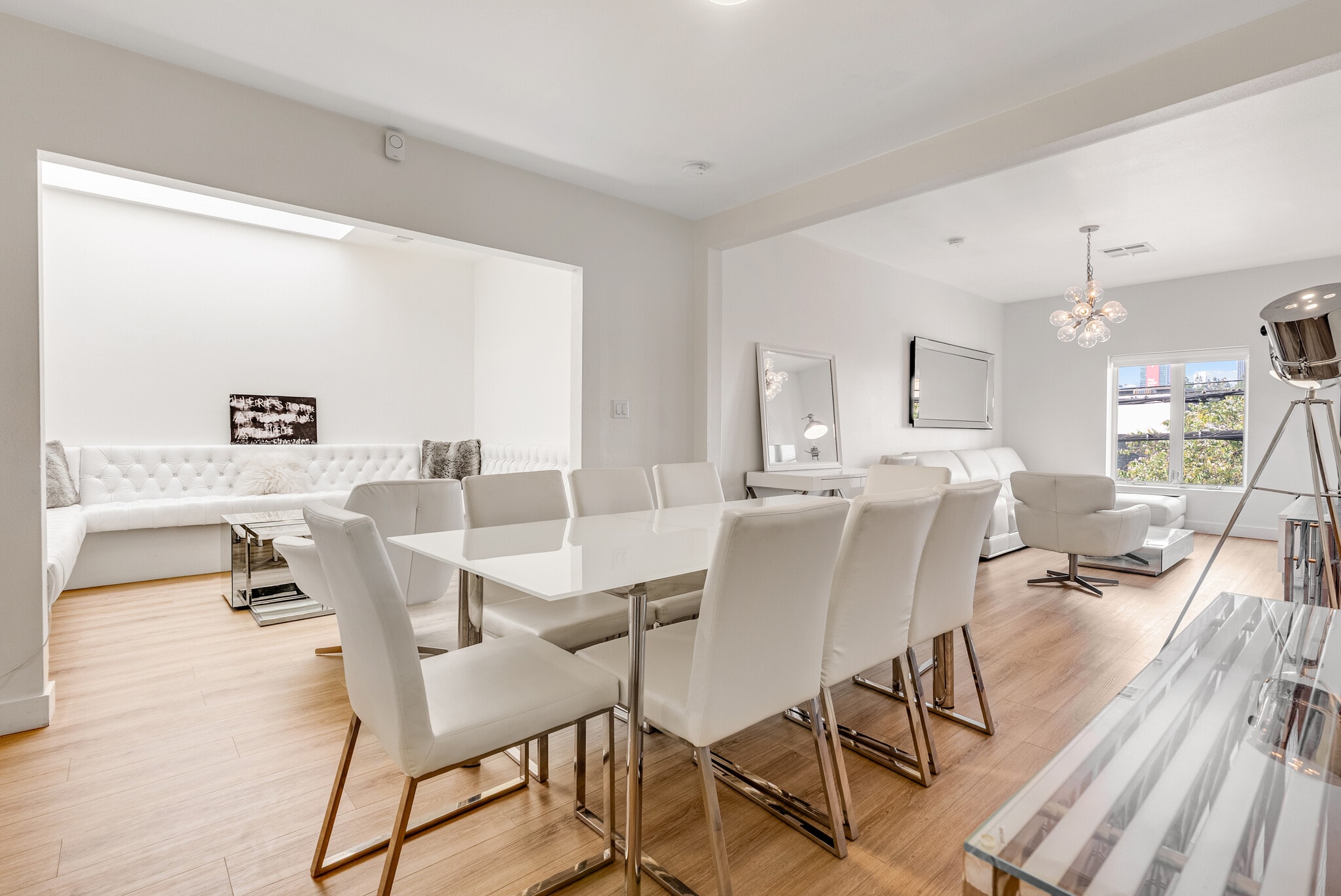 6208-6212 Santa Monica Blvd, Los Angeles, CA for Rent