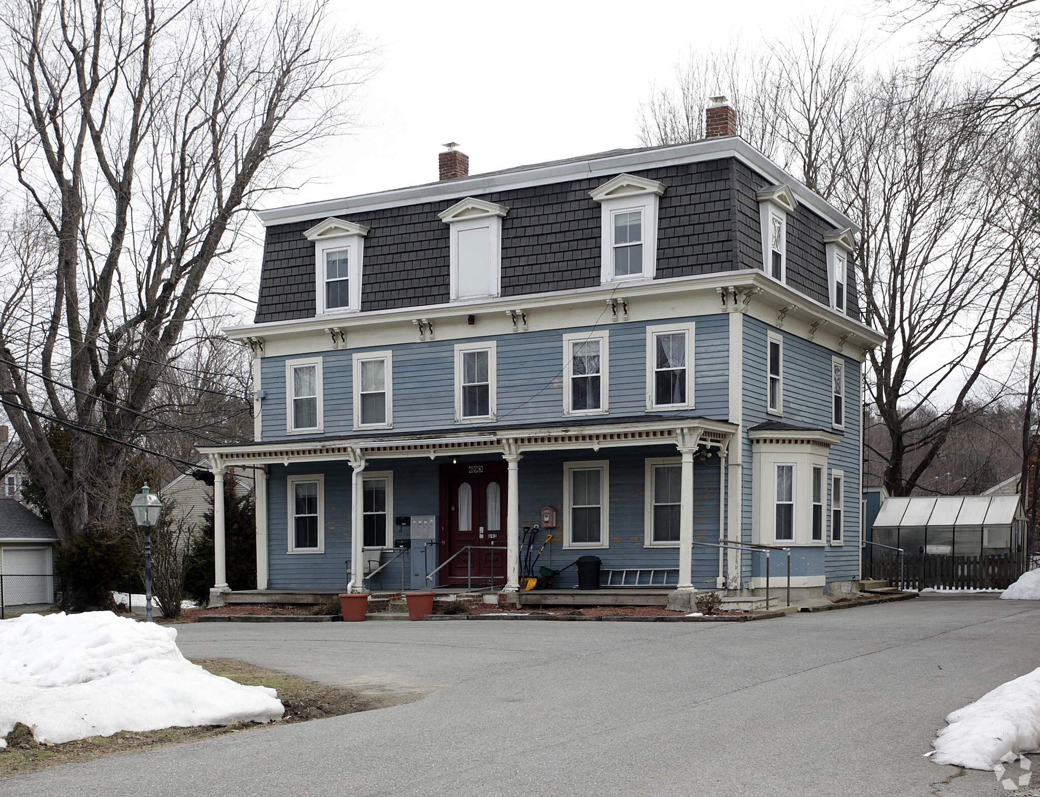 693 Concord St, Framingham, MA for Sale
