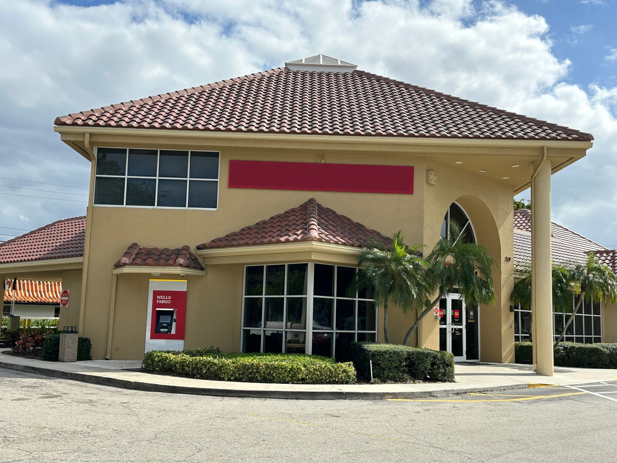 319 Lake Ave, Lake Worth, FL for Rent